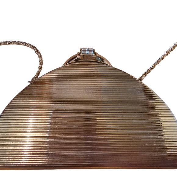 Vtg Rodo Gold Clutch Shoulder Bag with Crystal embellished closure Made in Italy - Picture 3 of 6